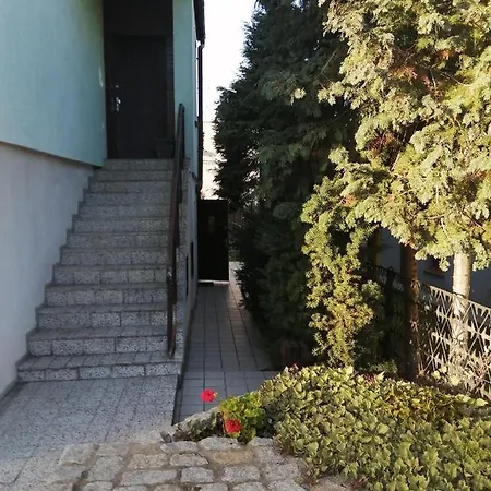 Izanton1 Apartment *