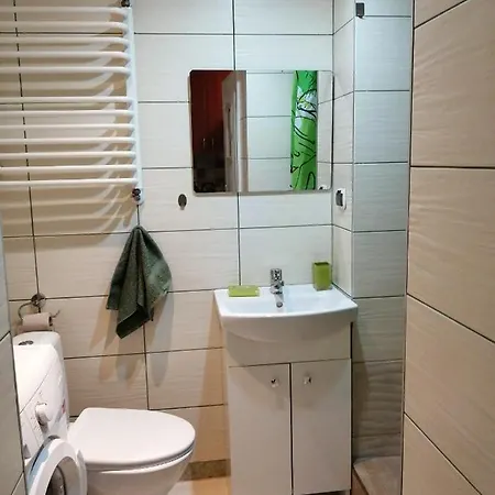 Apartment Izanton1 *
